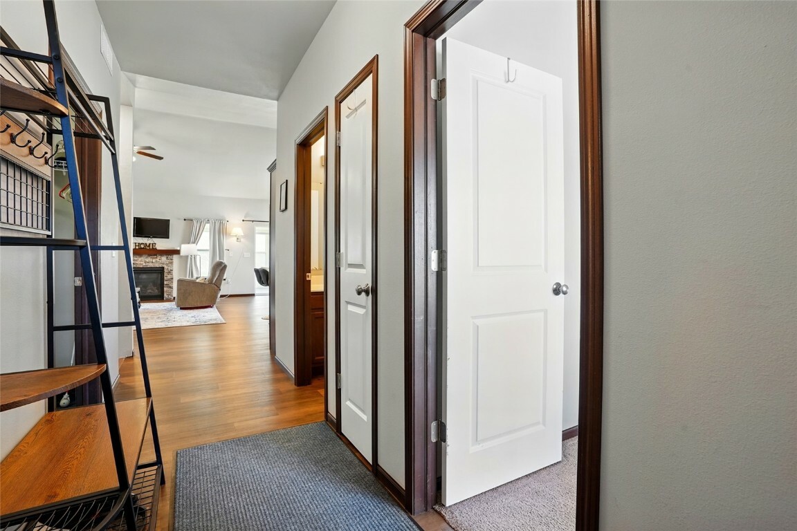 Property Photo: 623 Croell Avenue IA 52340