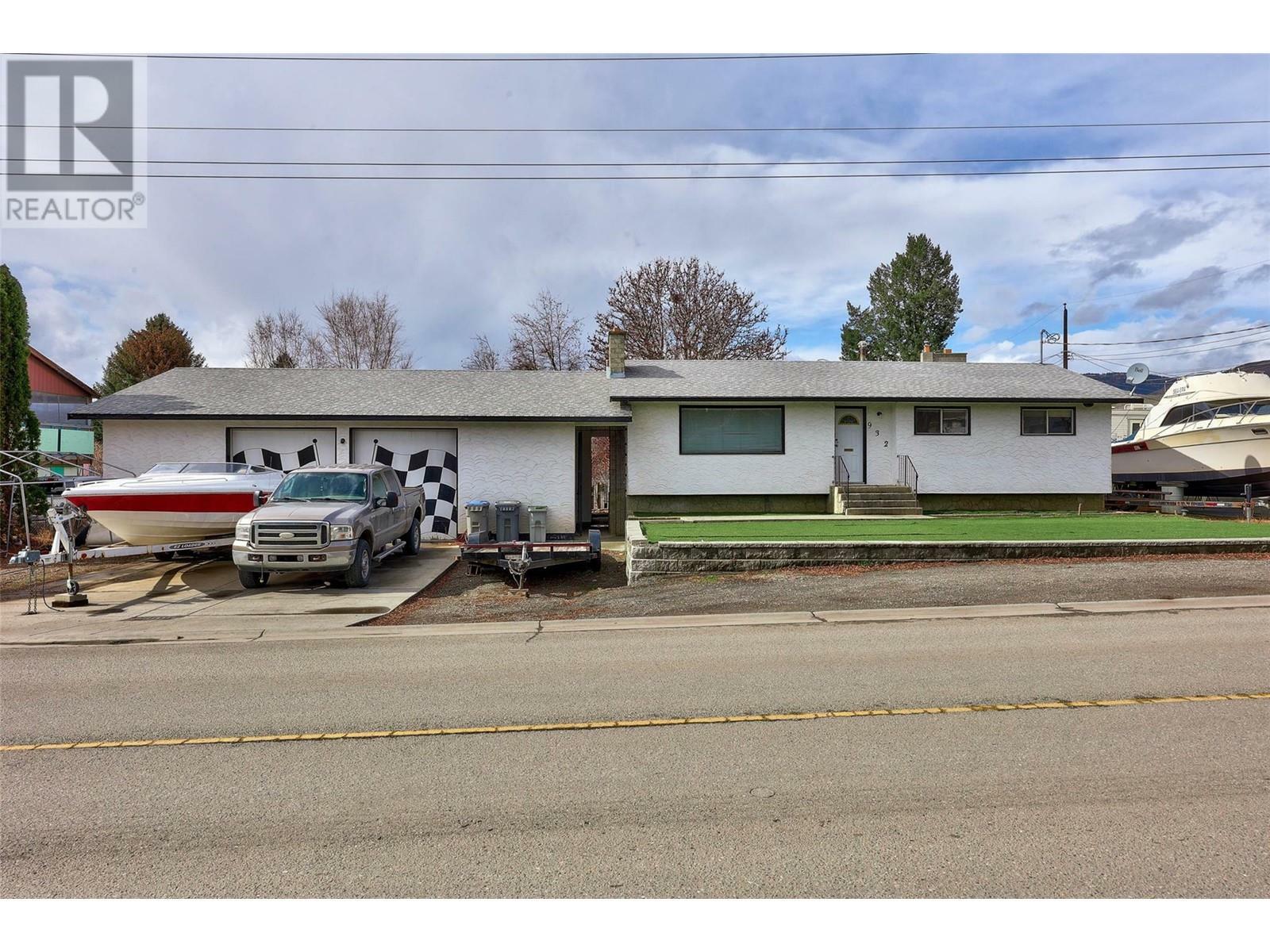932 Singh Street  Kamloops BC V2B 5C8 photo