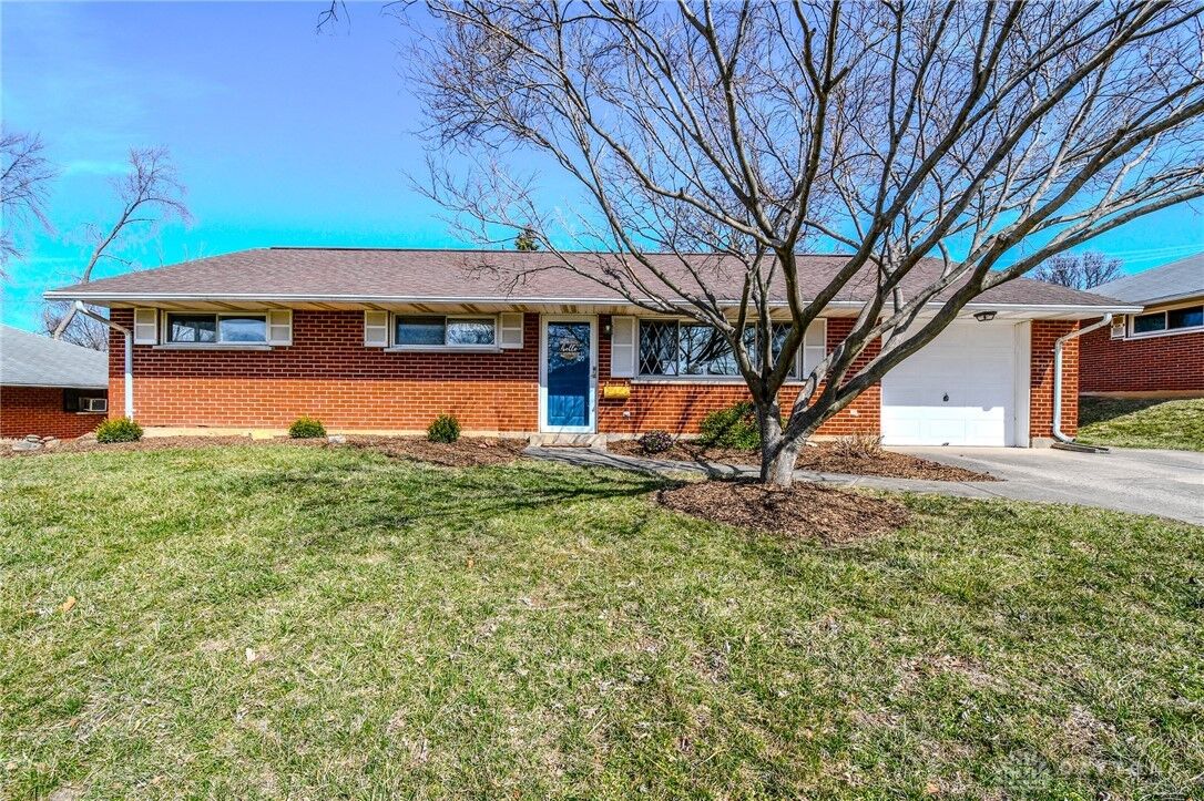 Property Photo:  401 Henrich Drive  OH 45429 