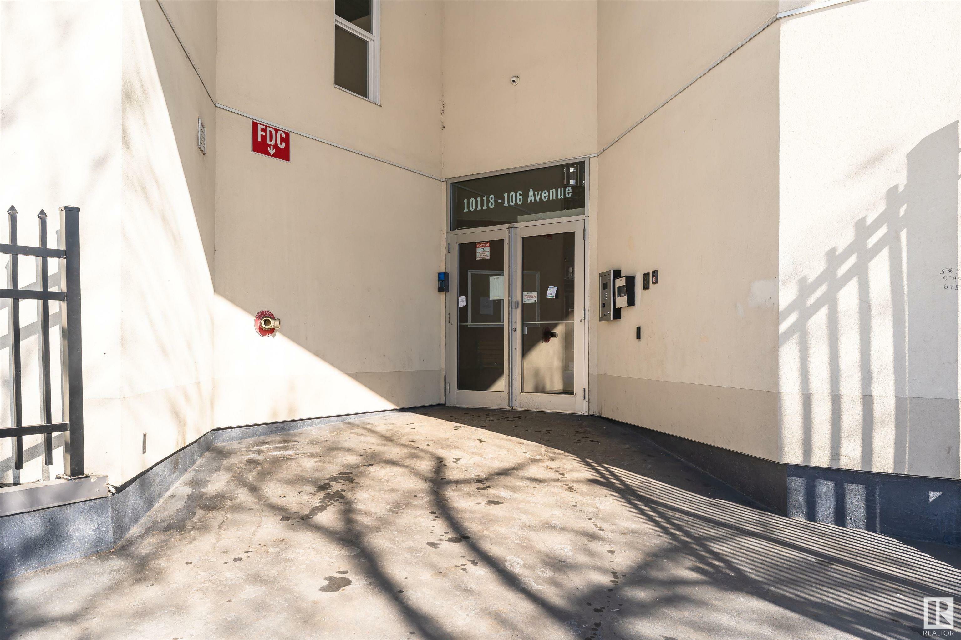 Photo de la propriété: 10118 106 Avenue NW 107 AB T5J 3S4