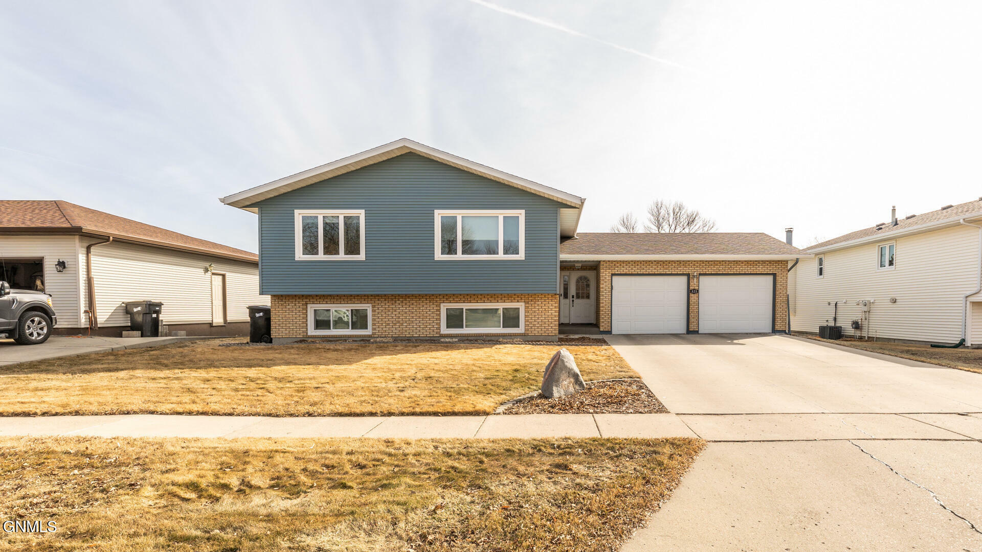 525 N 33rd Street  Bismarck ND 58501 photo