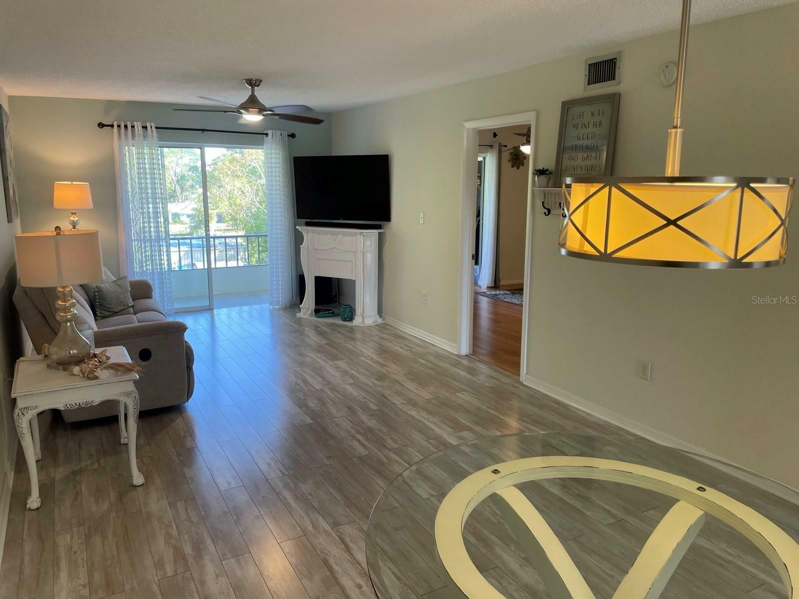Property Photo: 3706 Lake Bayshore Drive 414 FL 34205