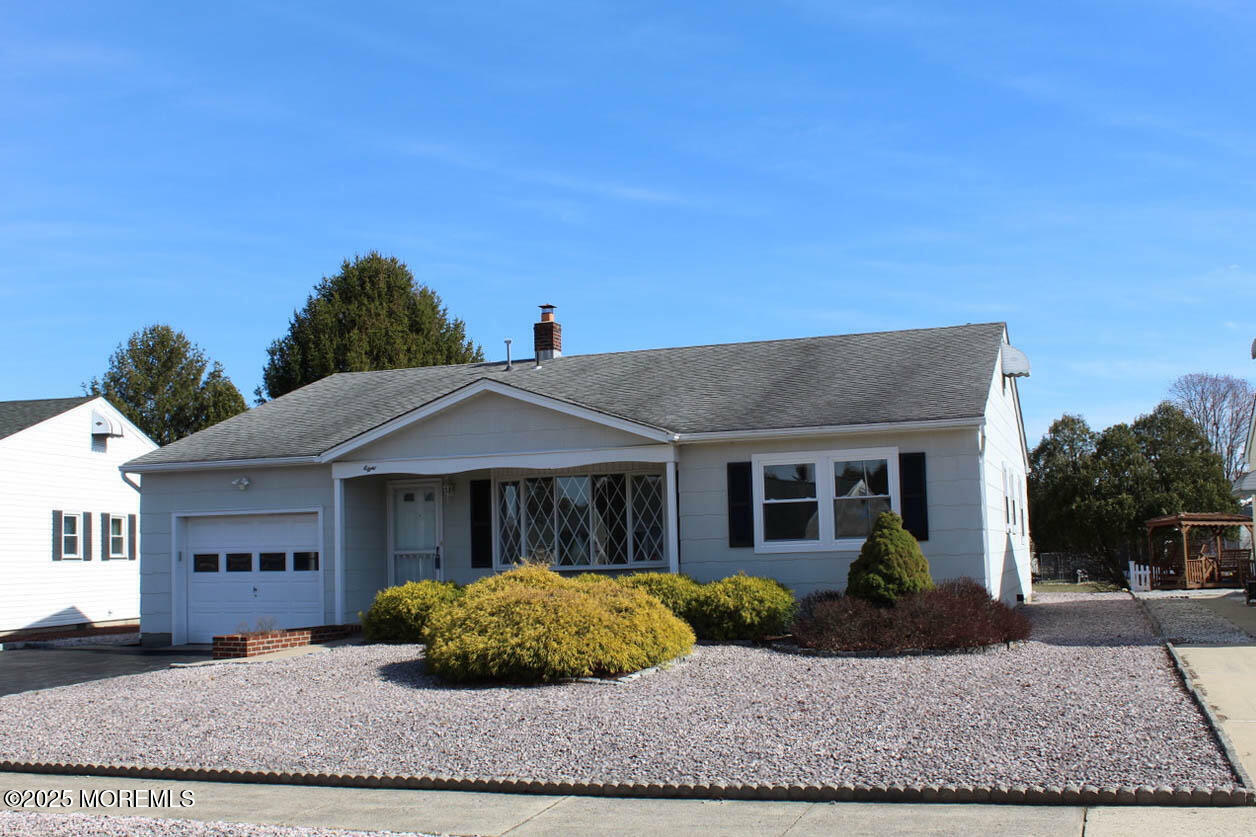 Property Photo: 8 Jericho Road NJ 08721