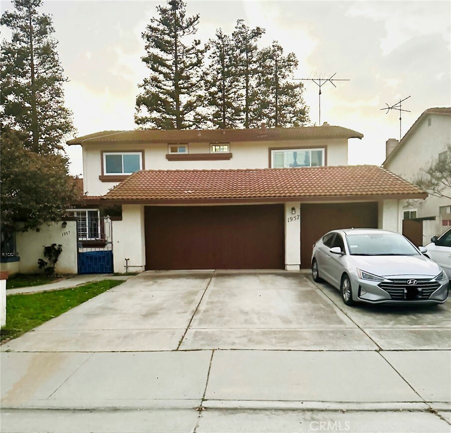 1957 Cape Horn Drive  San Jose CA 95133 photo