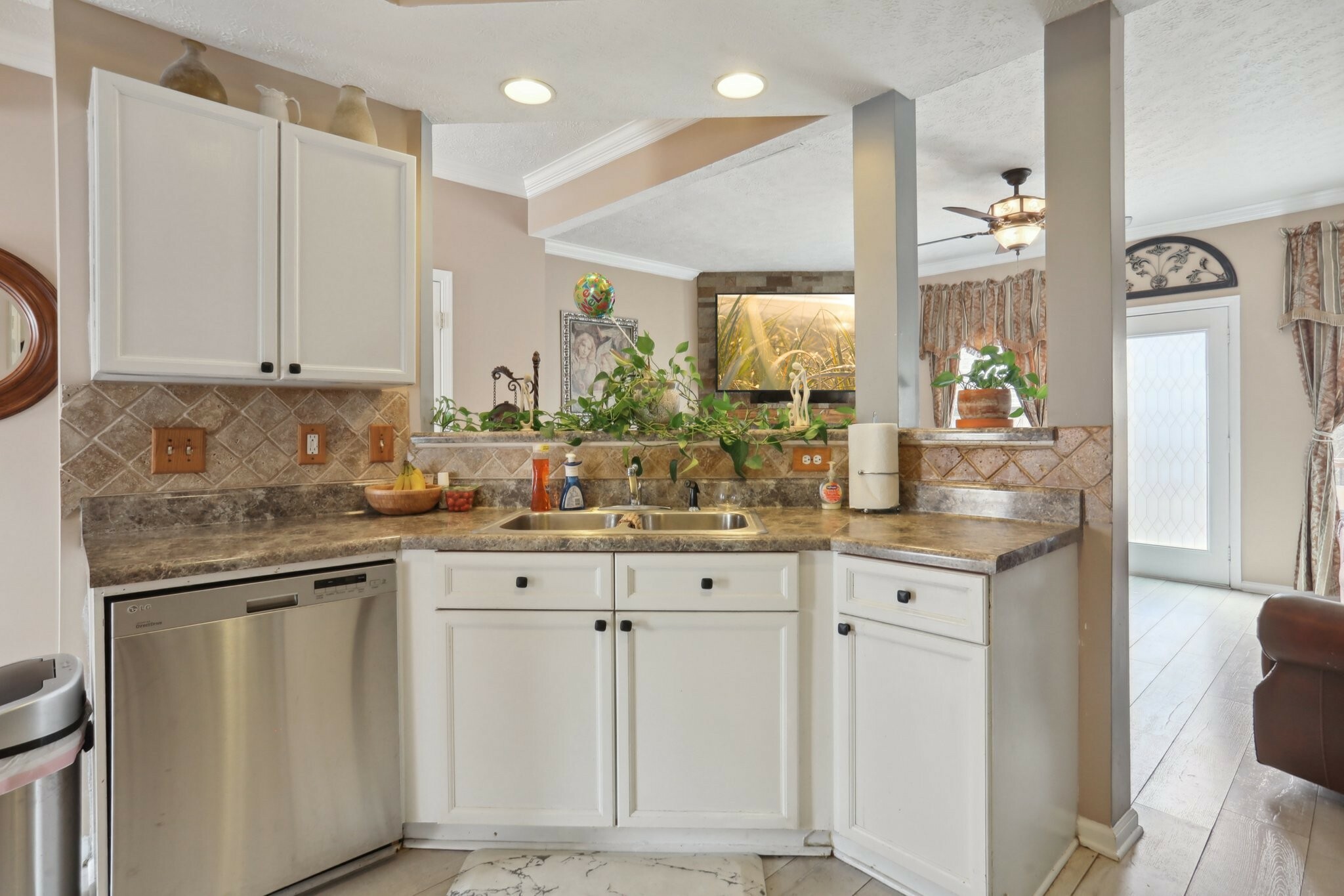 Property Photo: 1515 Bridgecrest Dr 209 TN 37013