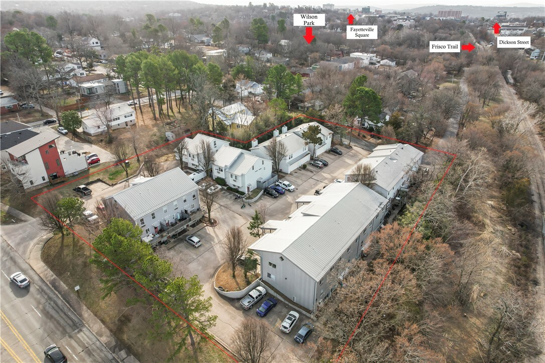 Property Photo: 1000-1051 N Molly Court AR 72701