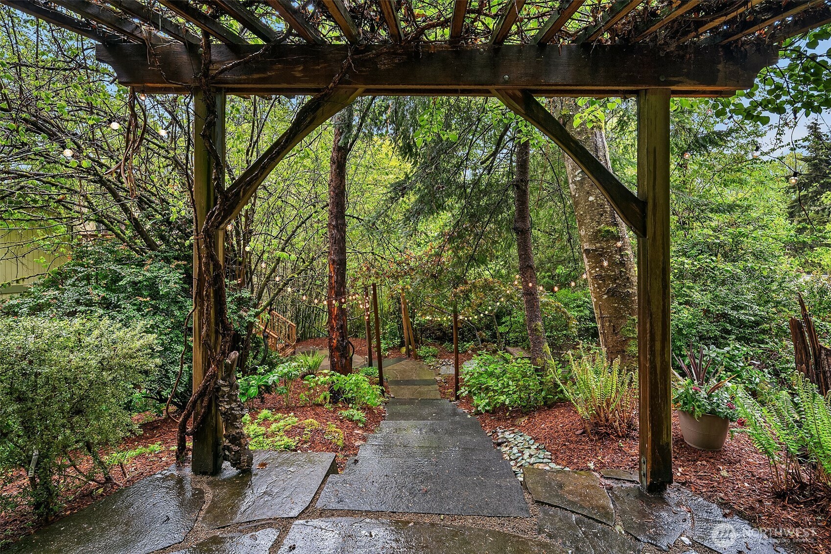 Property Photo: 29821 131st Avenue SW WA 98070