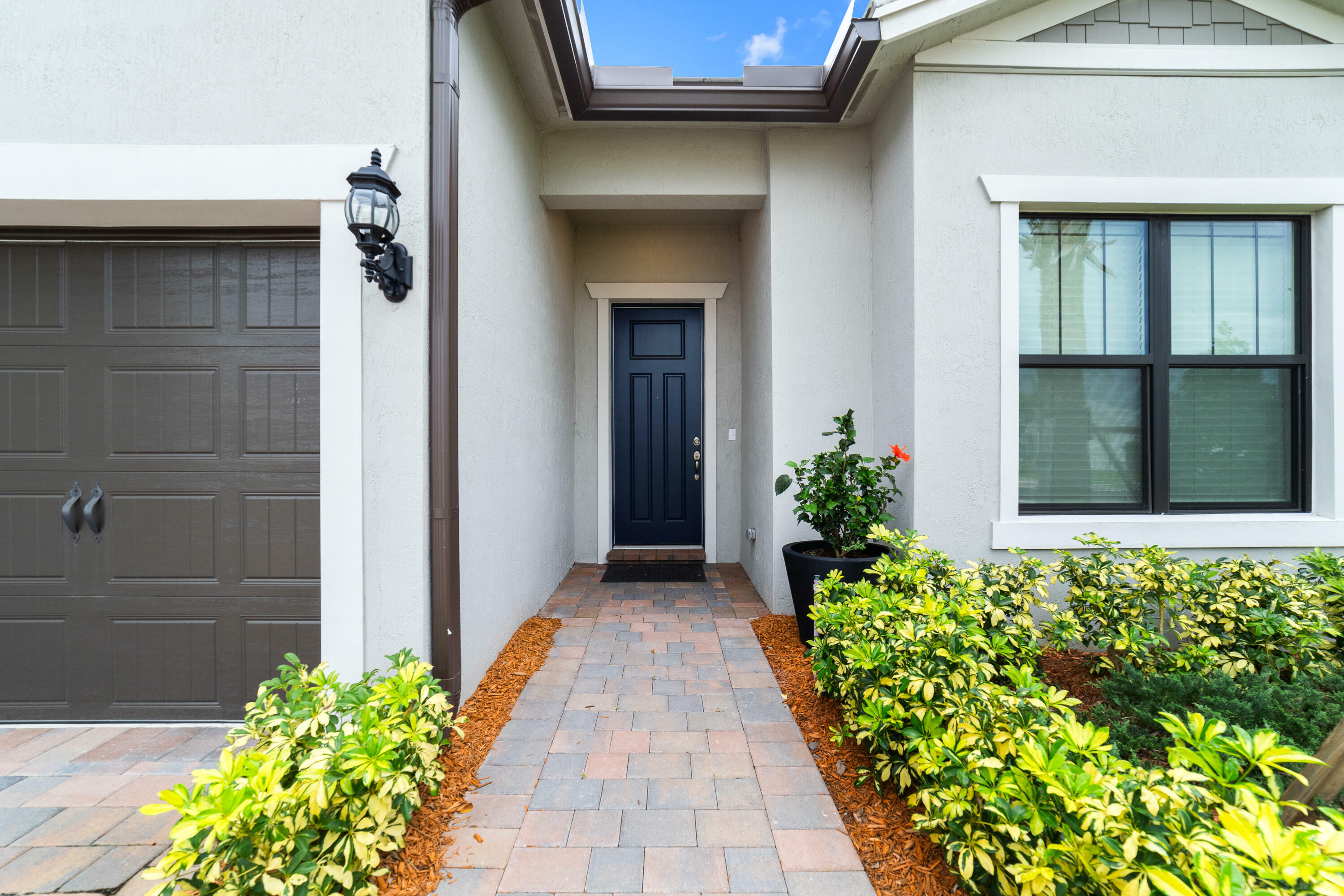 Property Photo: 802 SE Courances Drive FL 34984