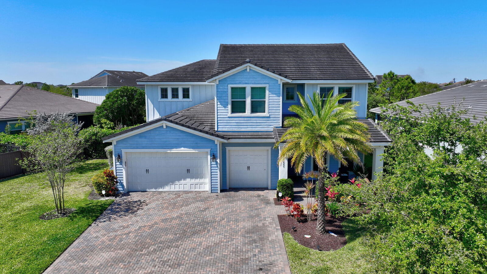 Property Photo: 1009 Sterling Pine Place FL 33470