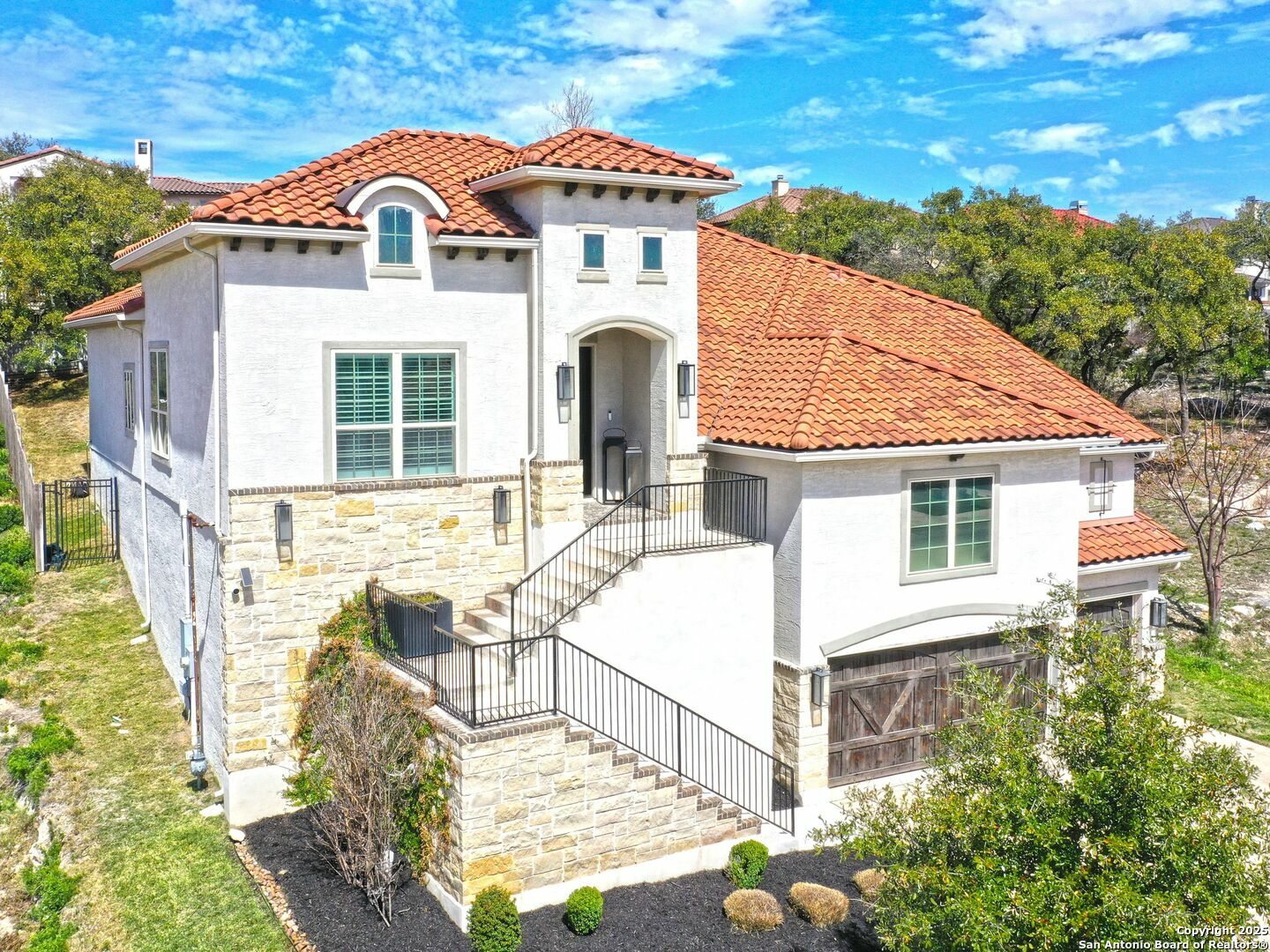 Property Photo: 8439 Sierra Hermosa TX 78255
