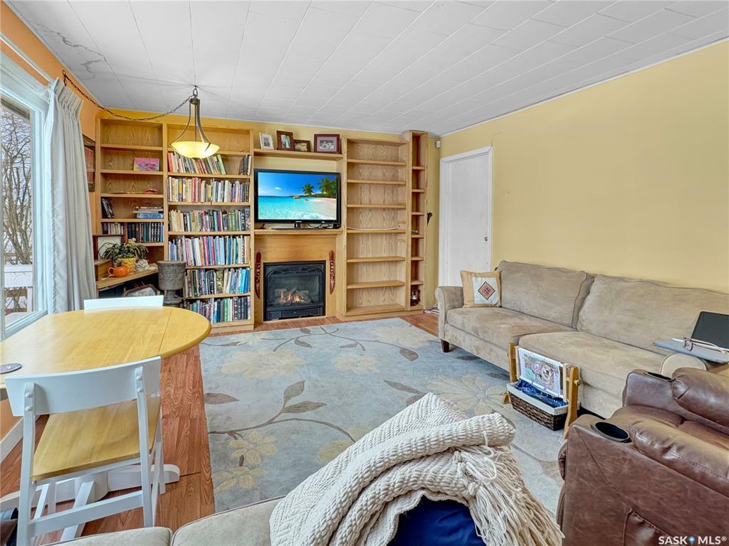 Property Photo: 9162 Donald Crescent SK S0M 0L0