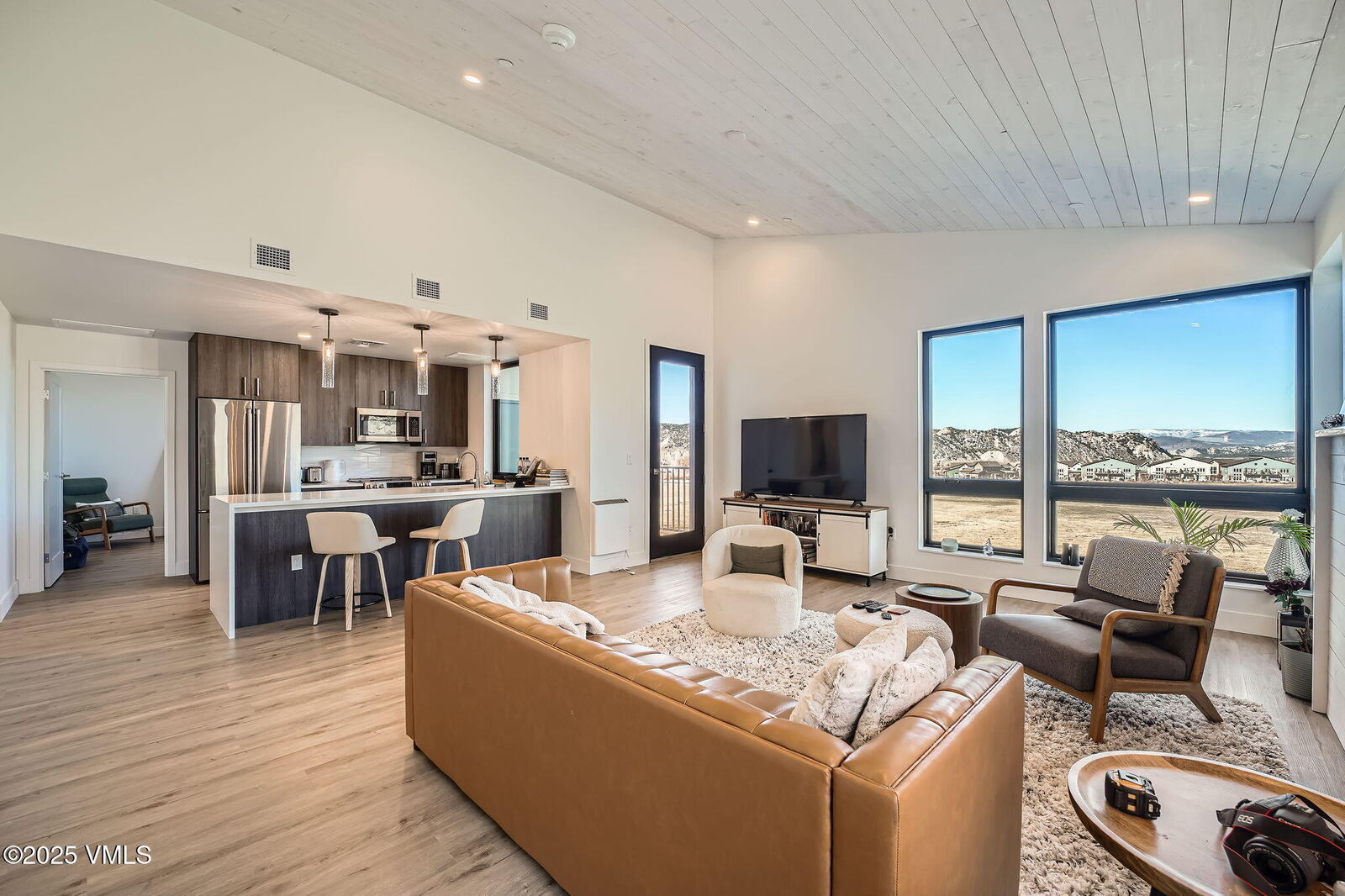 Property Photo:  91 Mount Hope Circle B-303  CO 81631