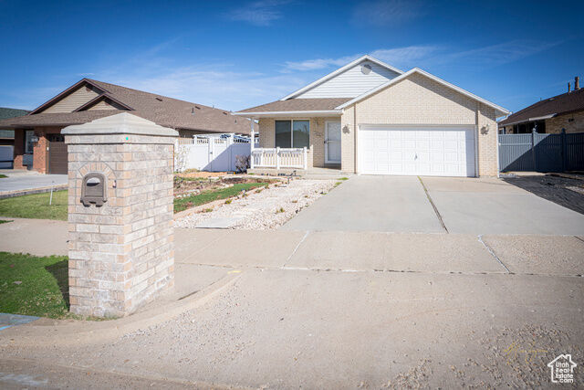 Property Photo:  880 E 5700 S  UT 84405