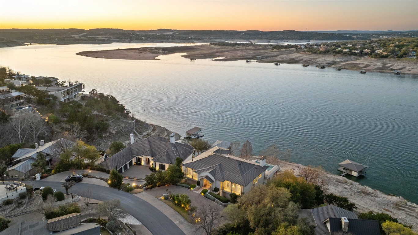 Property Photo: 715 Cutlass TX 78734