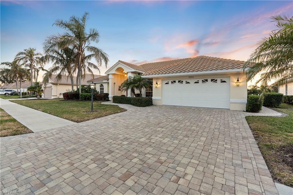 Property Photo: 5061 Seagrass Dr FL 34293