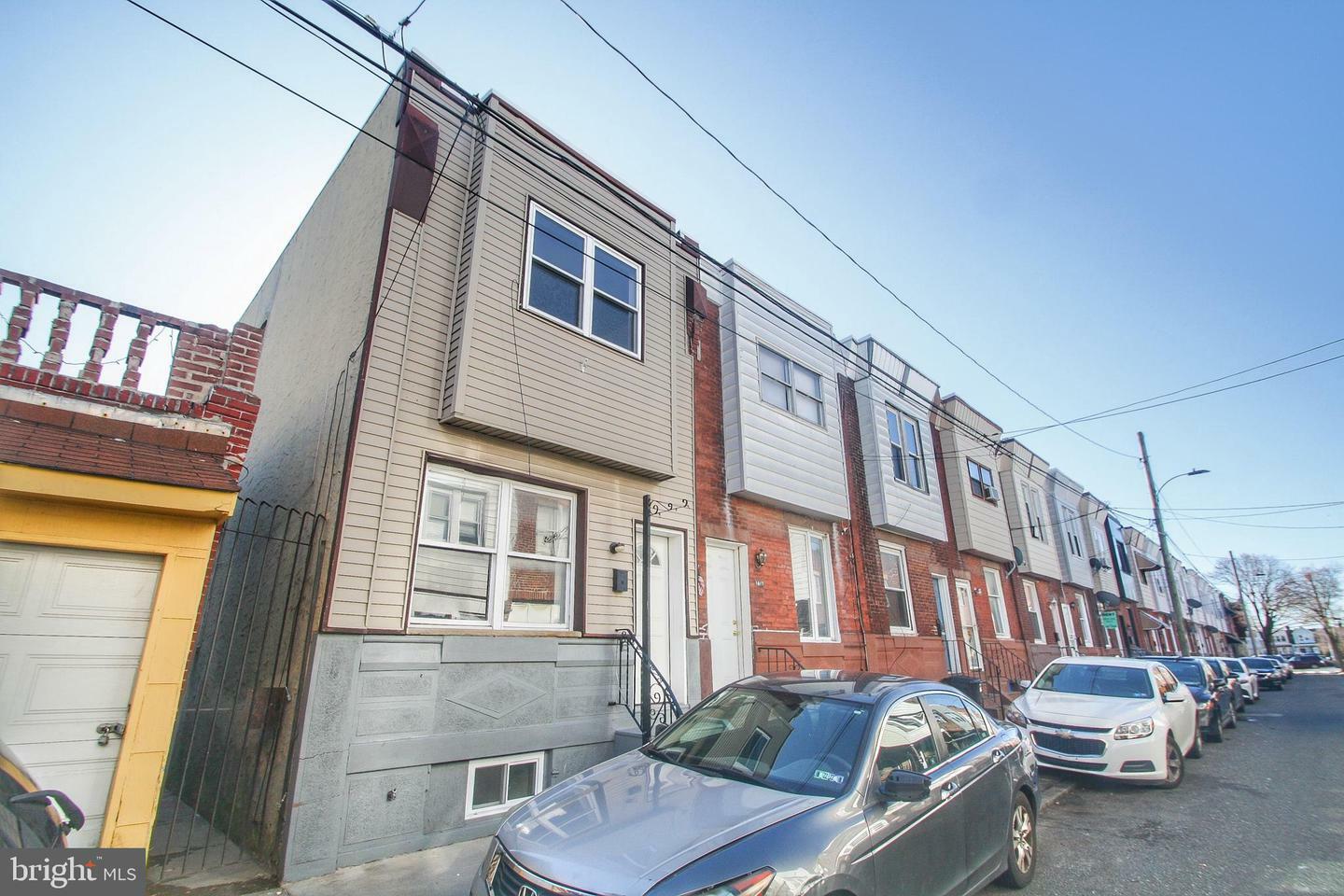 Property Photo: 1609 S Etting Street PA 19145