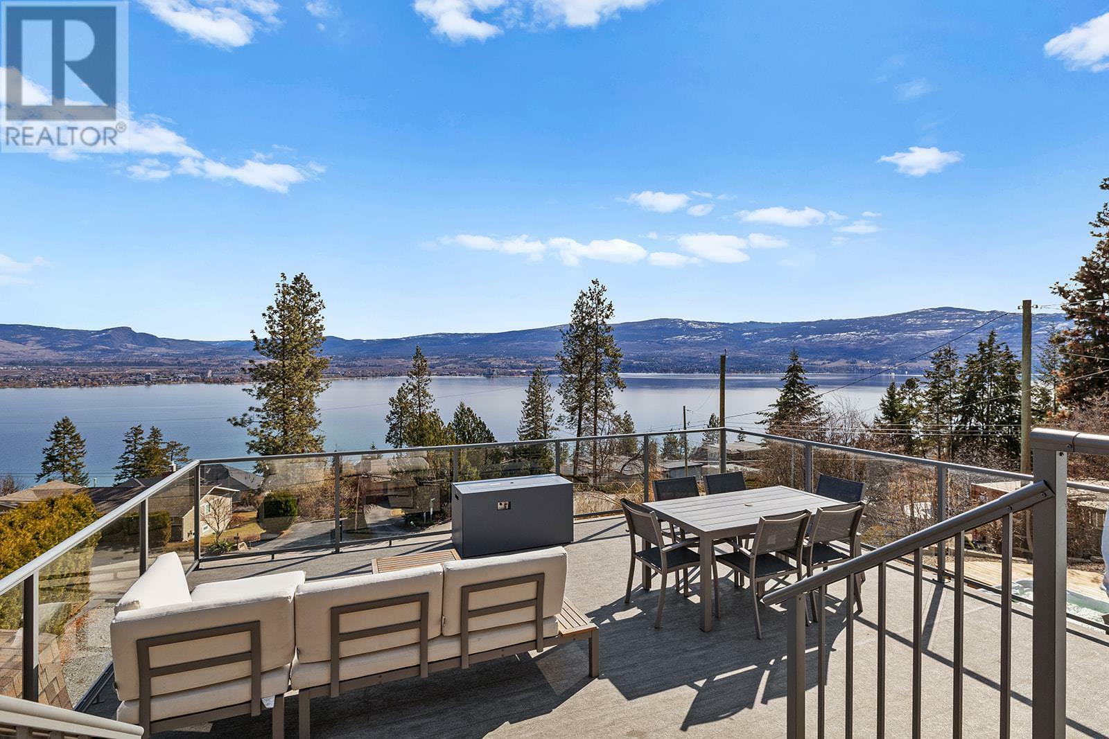Photo de la propriété: 2658 Lakeview Road BC V1Z 1Y4