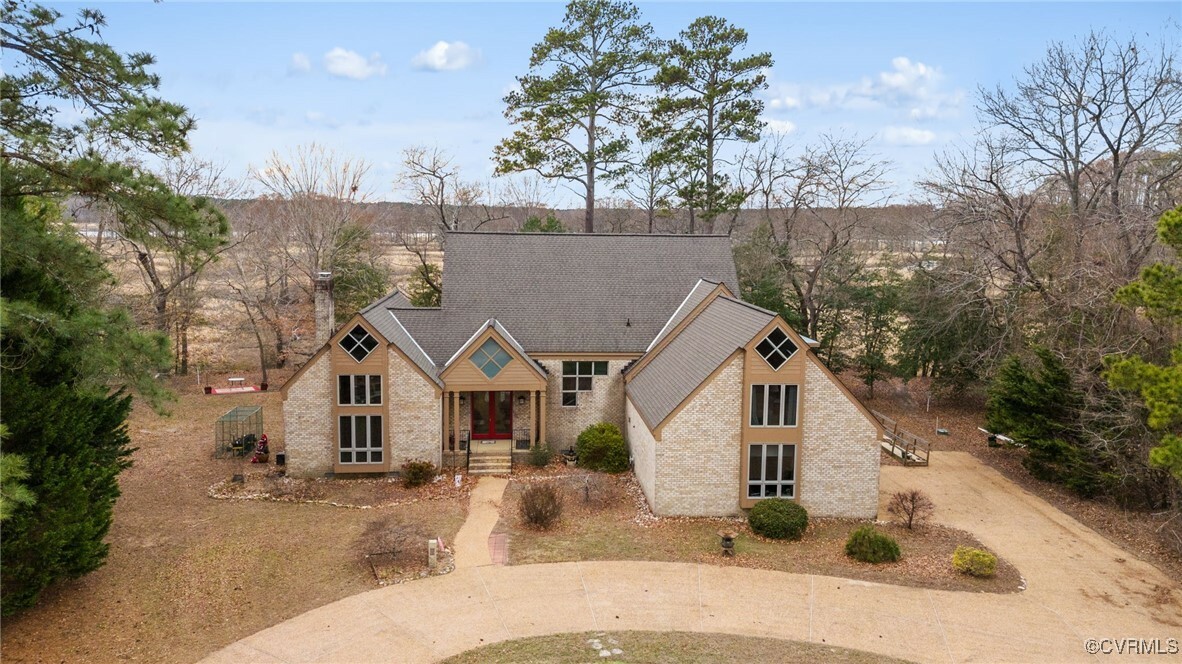 Property Photo: 276 Colony Trail VA 23089