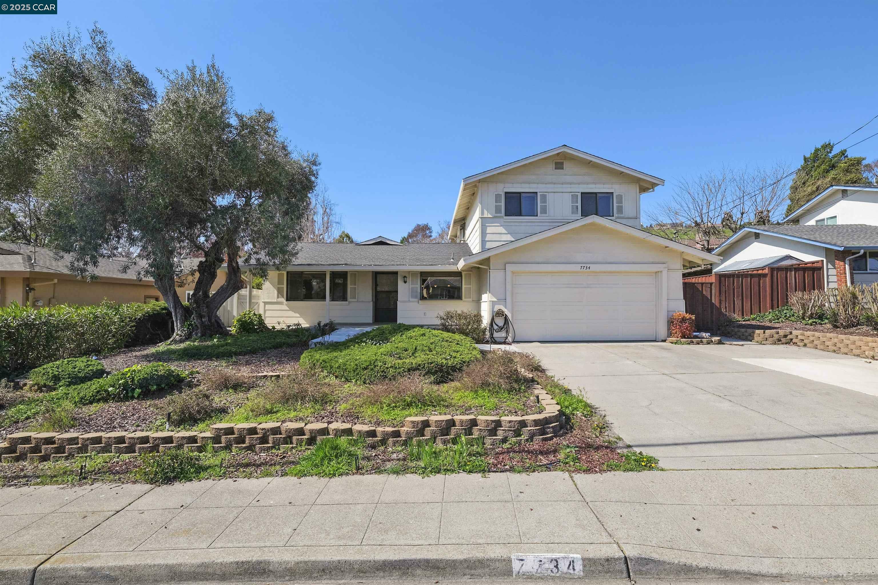 7734 Castilian Rd  Dublin CA 94568 photo
