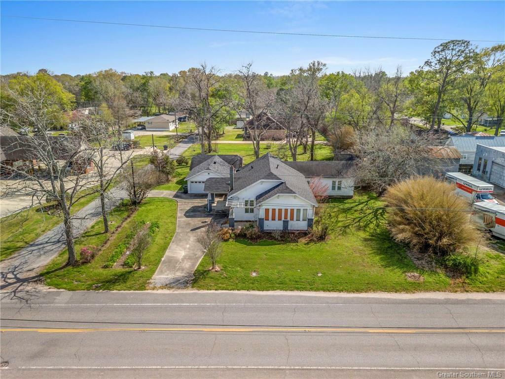 Property Photo: 201 W Russell Avenue LA 70591