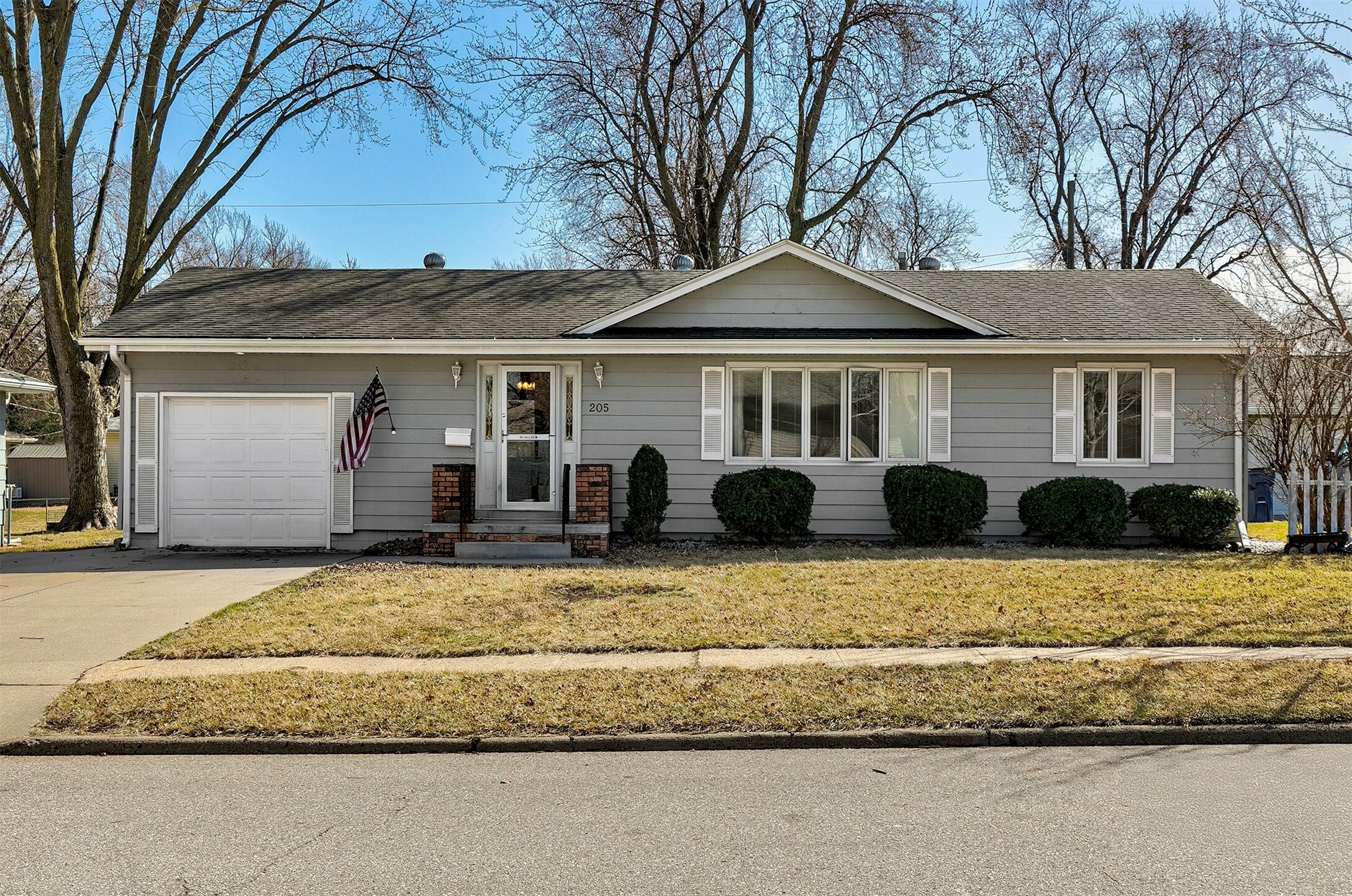 205 SE 7th Street  Ankeny IA 50021 photo
