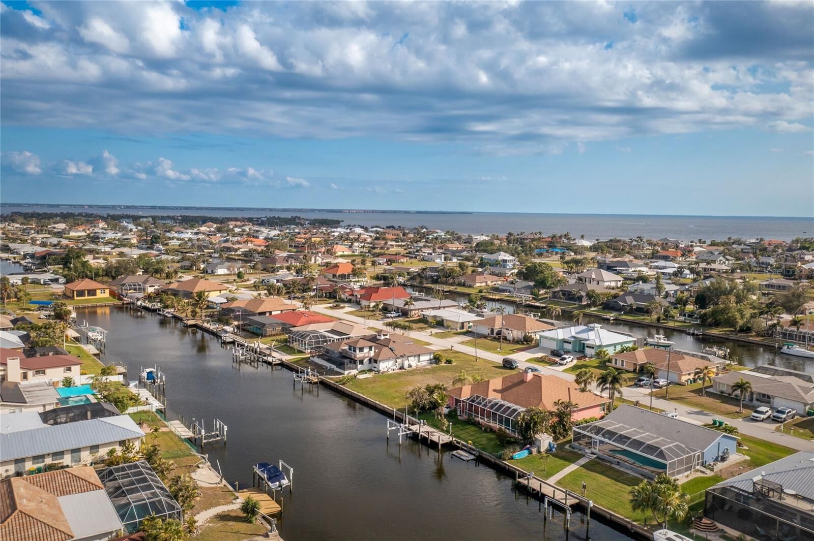 Property Photo: 126 Peckham Street SW FL 33952