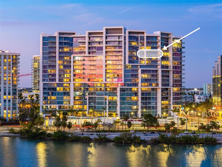 1155 N Gulfstream Avenue 1607  Sarasota FL 34236 photo
