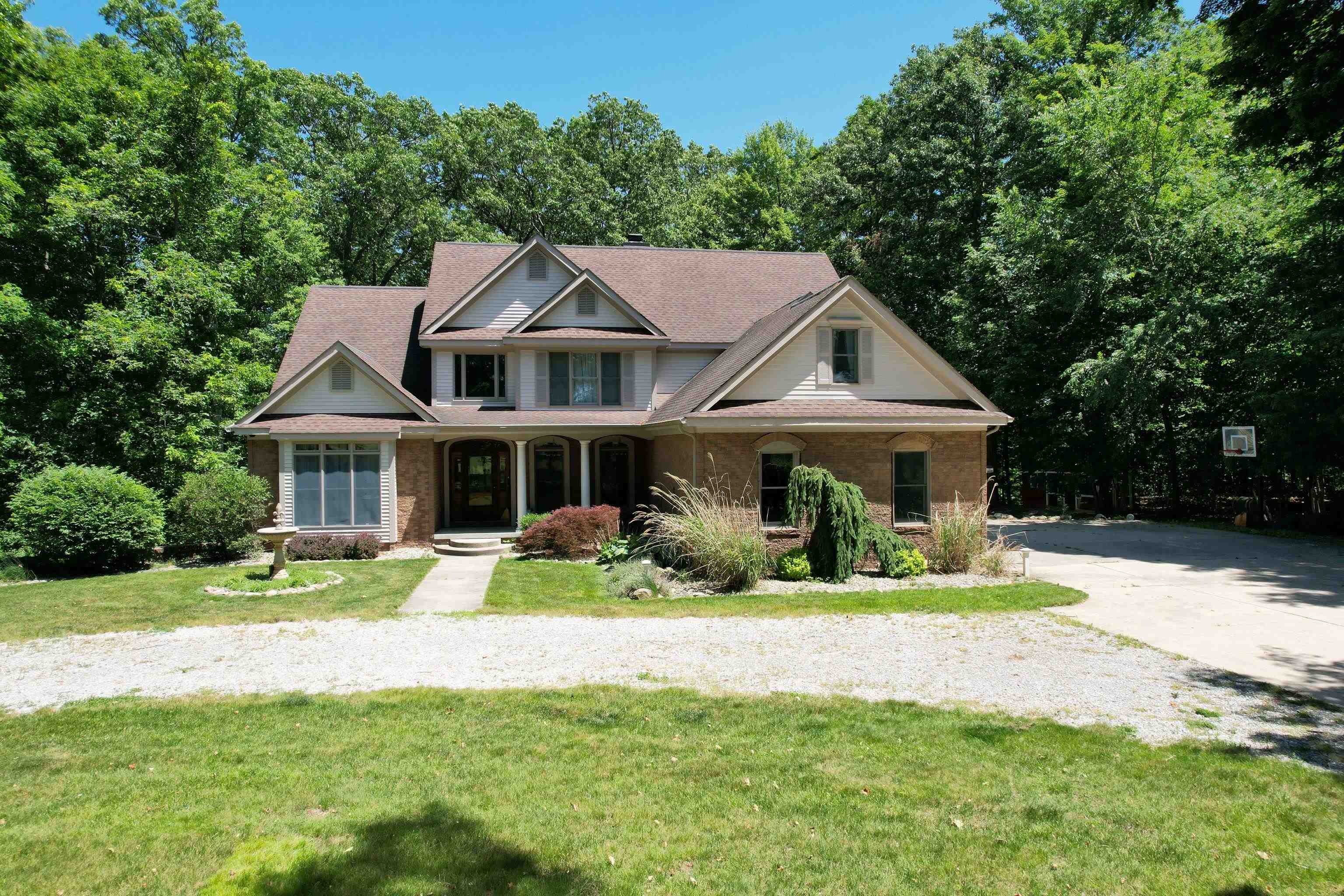 Property Photo: 5203 N Bancroft Road MI 48429
