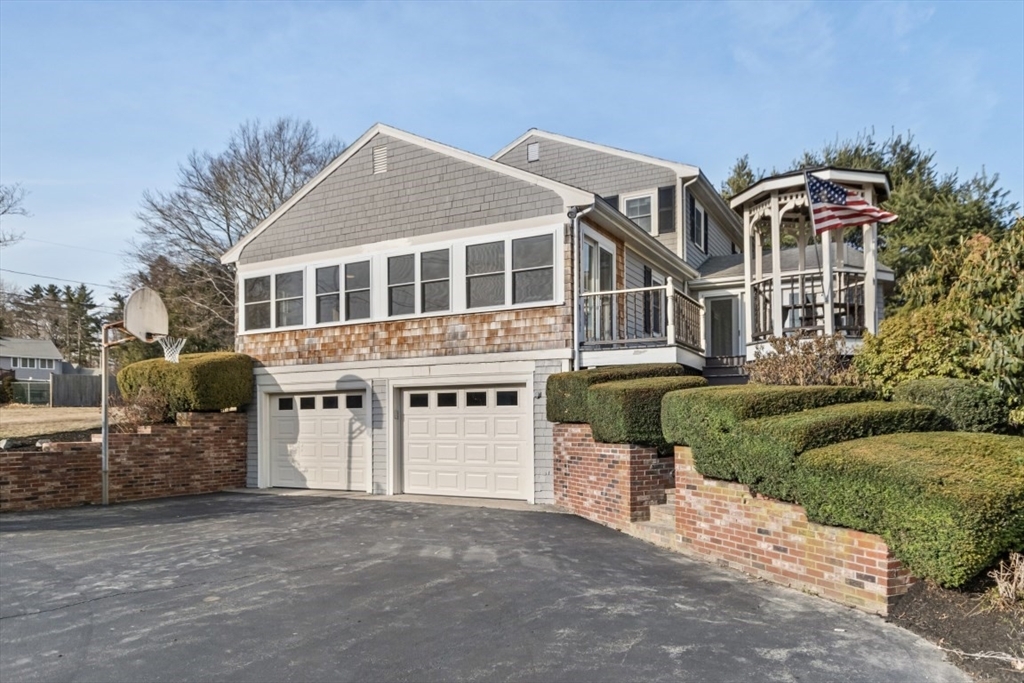 Property Photo: 1 Nottingham Dr MA 02062