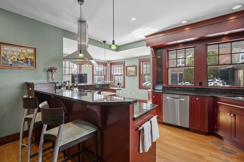 Property Photo:  17 Wave Street  MA 01902 
