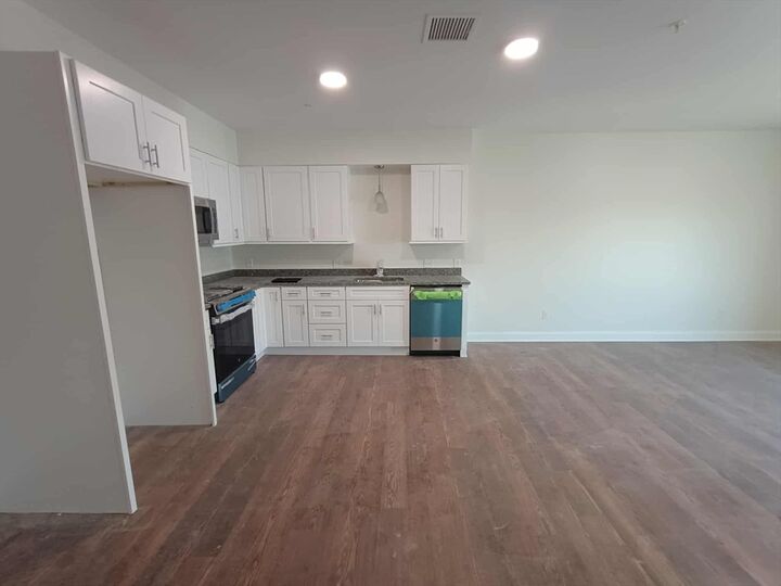 Property Photo:  10 Franklin Ave 402  MA 02151 