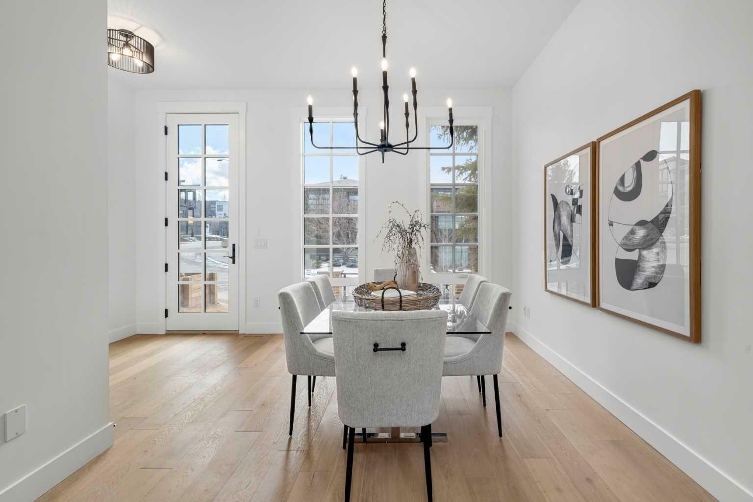 Property Photo: 2204 29 Avenue SW AB T2T 1N7