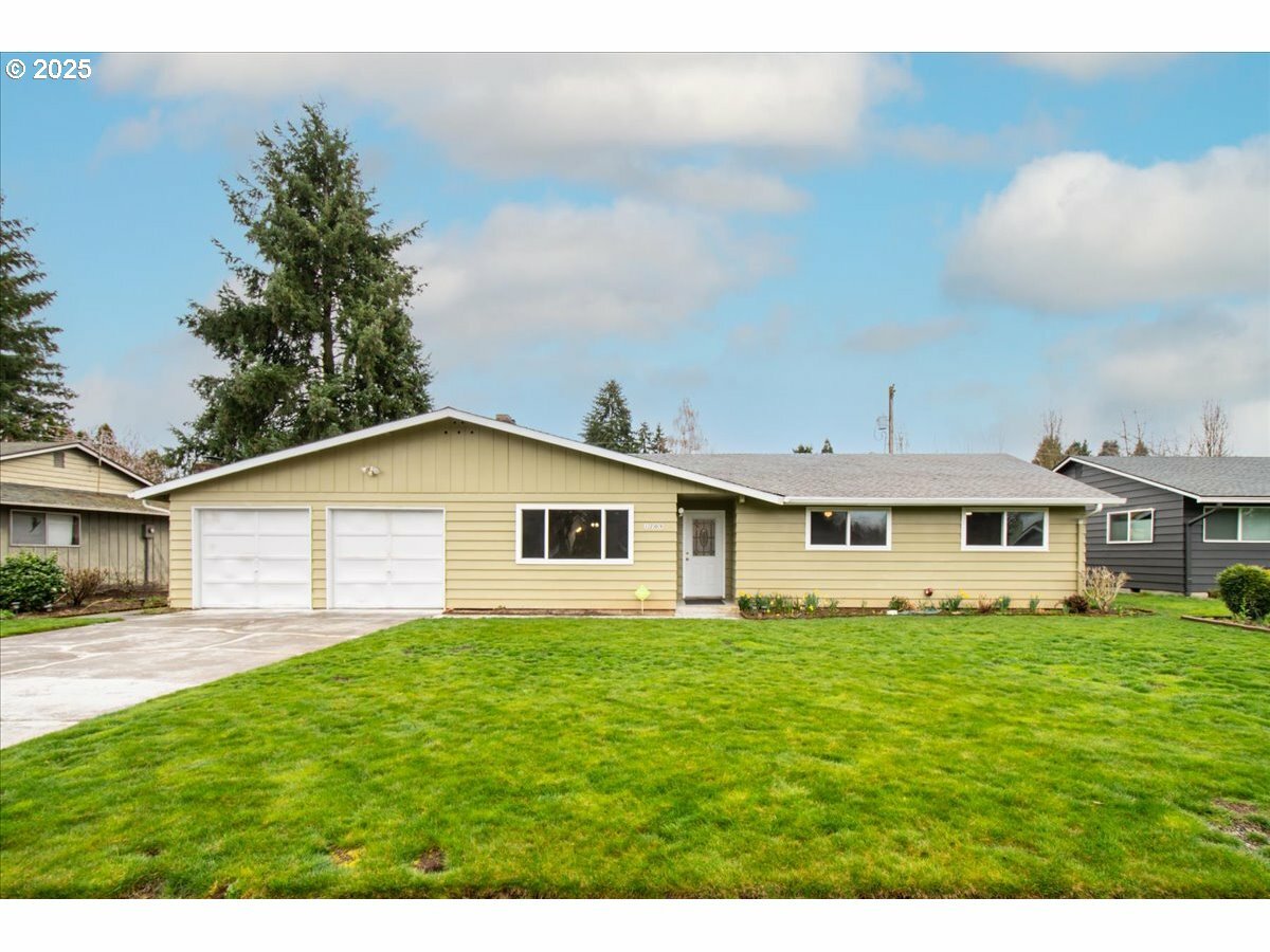 Property Photo: 1209 NW 53rd St WA 98663