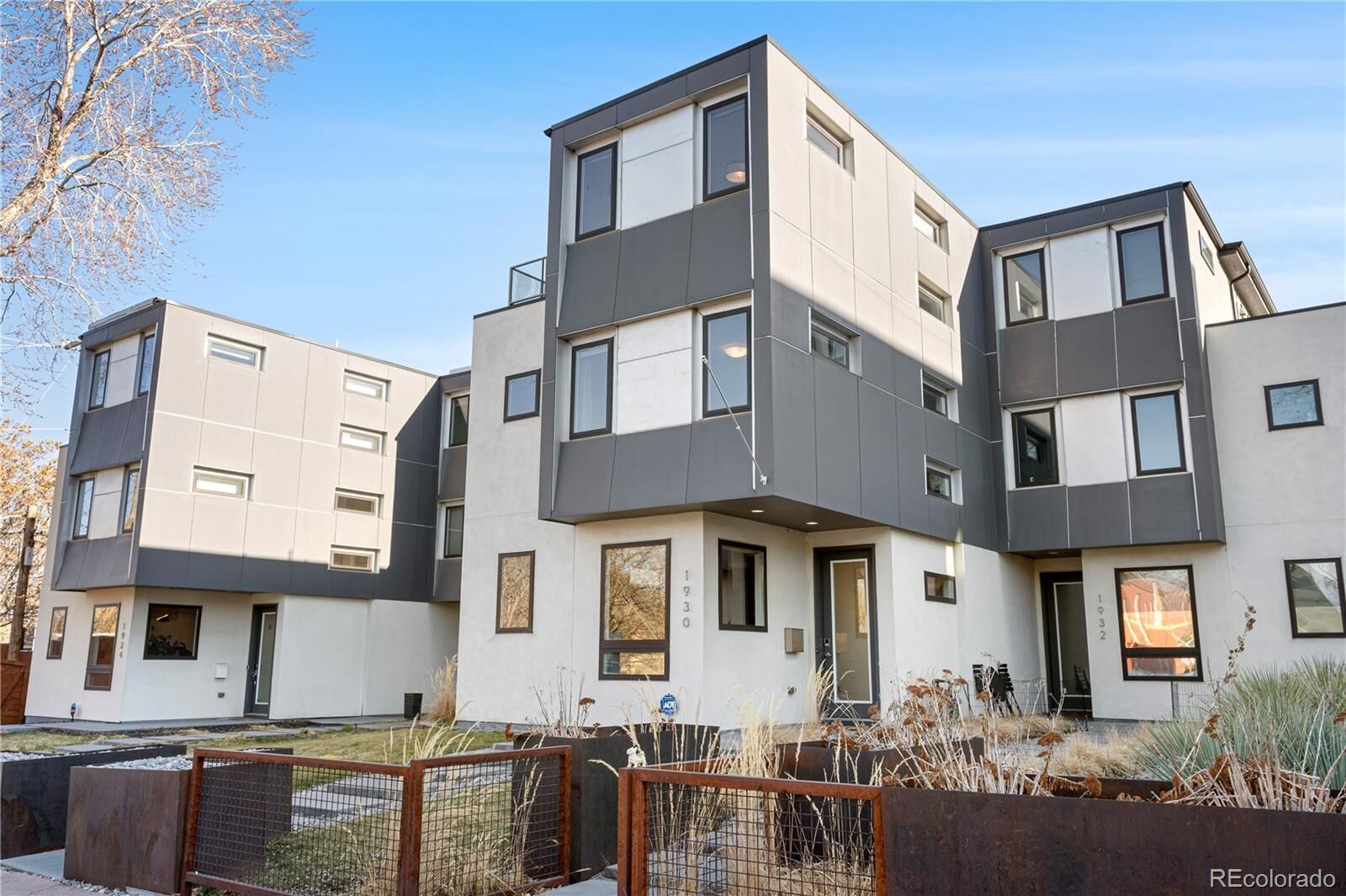 Property Photo:  1930 W 35th Avenue  CO 80211 