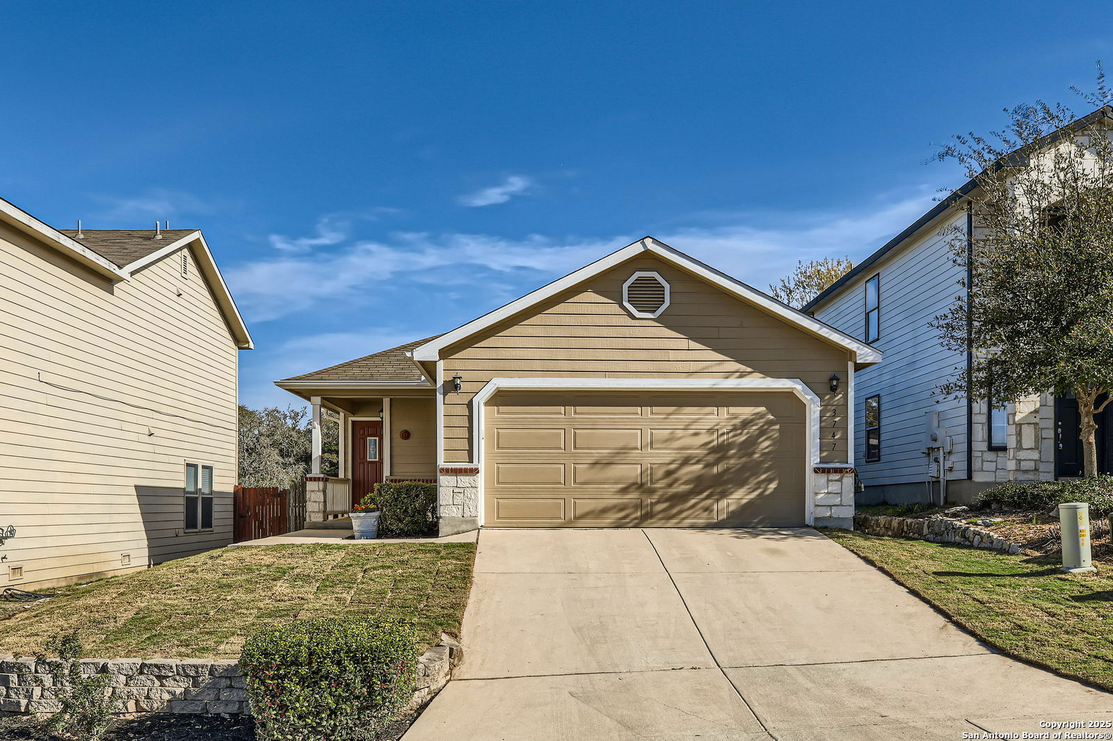 Property Photo: 3747 Hideaway Grn TX 78261