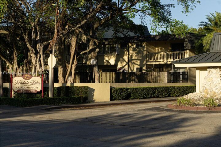 8787 SW 137th Ave 8787  Miami FL 33183 photo