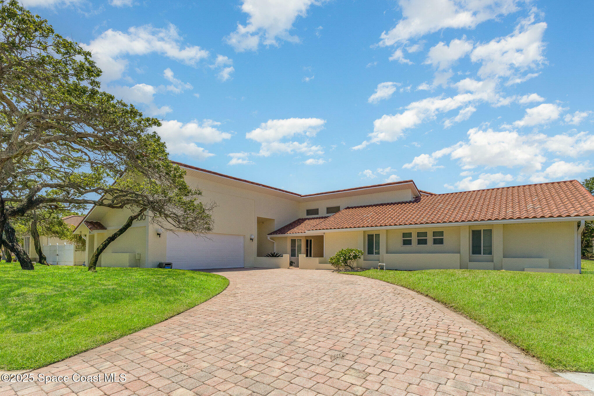 Property Photo: 3070 Rio Plumosa N FL 32903