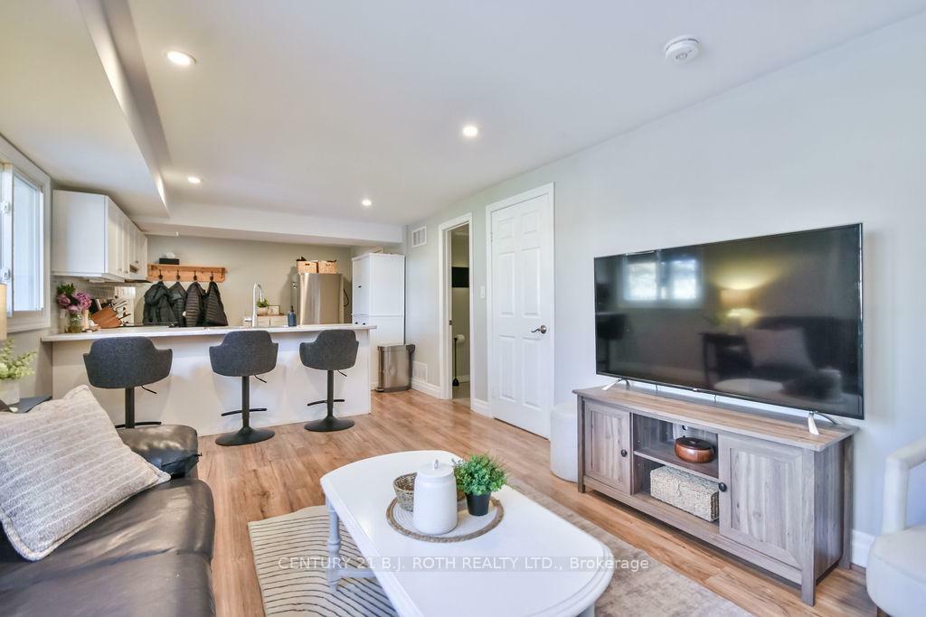 Property Photo: 46 Ridgeway Avenue ON L4N 5L2