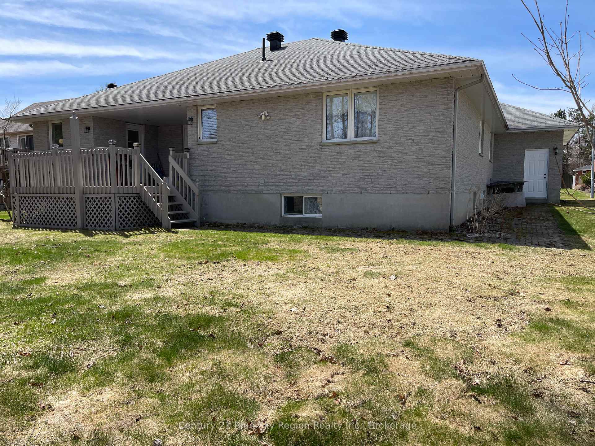 Property Photo: 97 Janey Avenue ON P1C 1M6