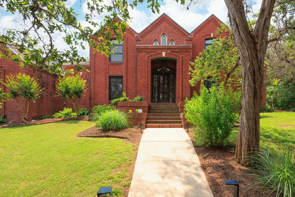 1108 Elder Circle  Austin TX 78733 photo