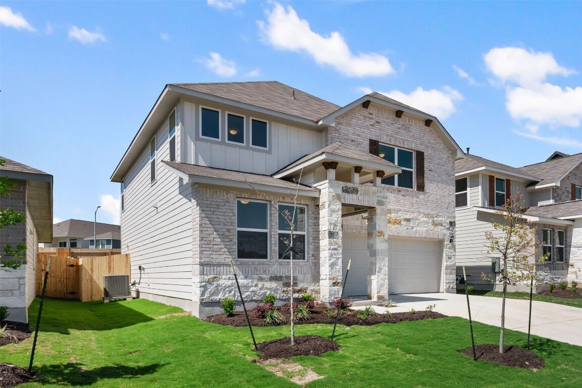 Property Photo:  136 Brislecone Pass  TX 78634 