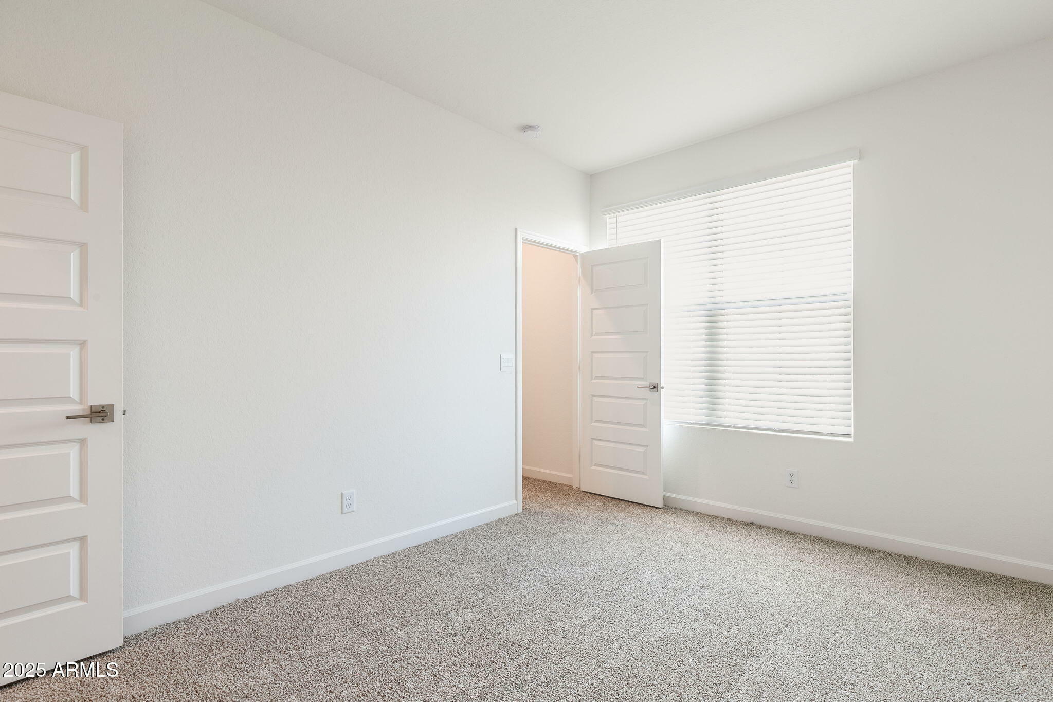Property Photo: 17704 W Mission Lane AZ 85355