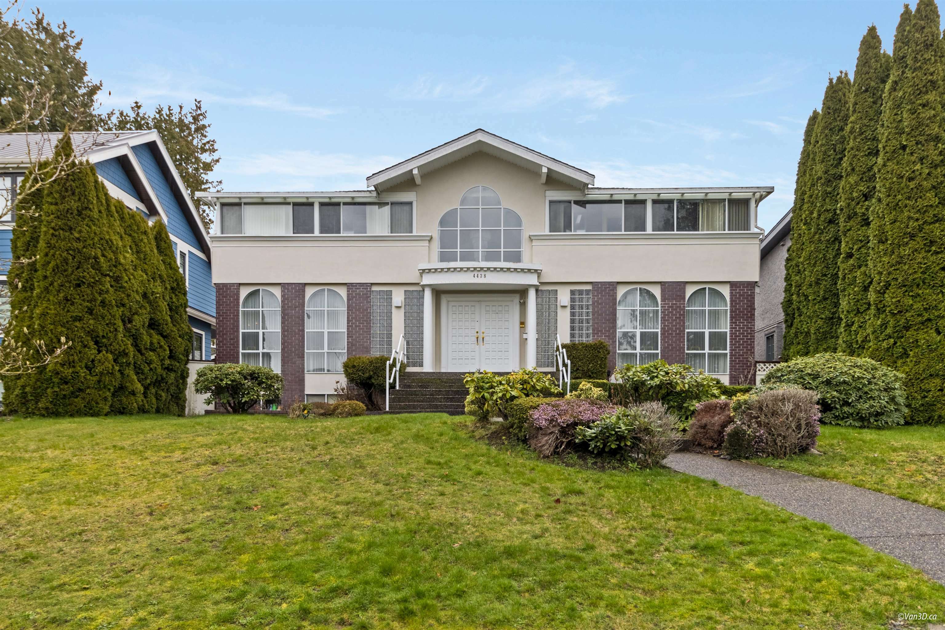 Property Photo: 4438 Magnolia Street BC V6J 4B5