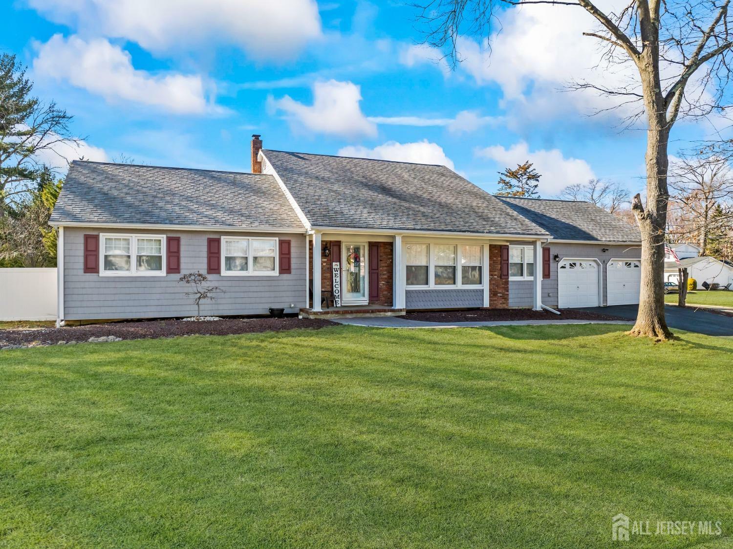 4 Whitman Road  Morganville NJ 07751 photo