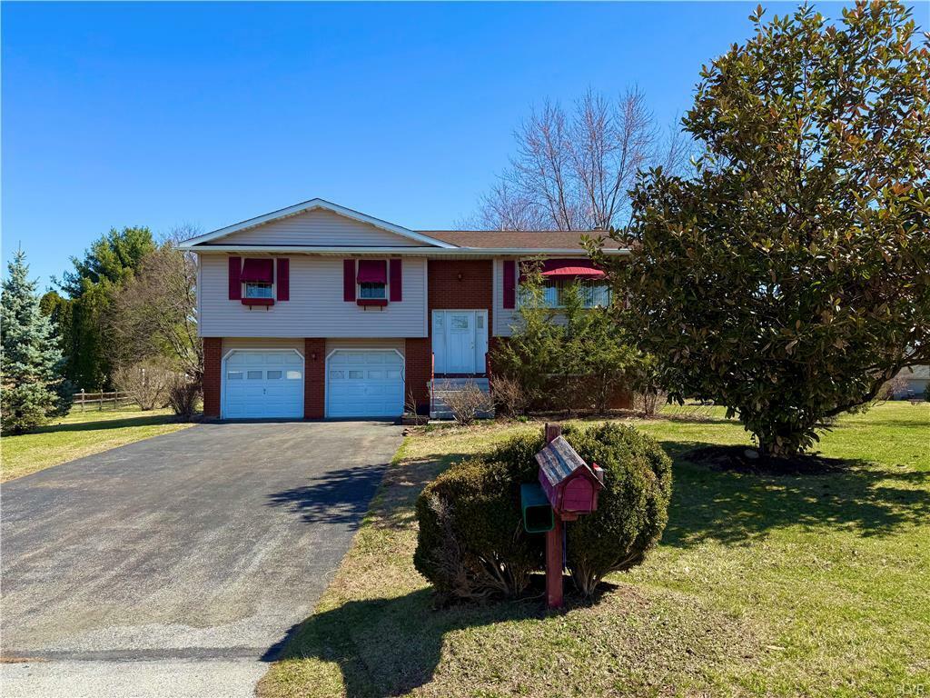 Property Photo: 213 Lone Lane PA 18104