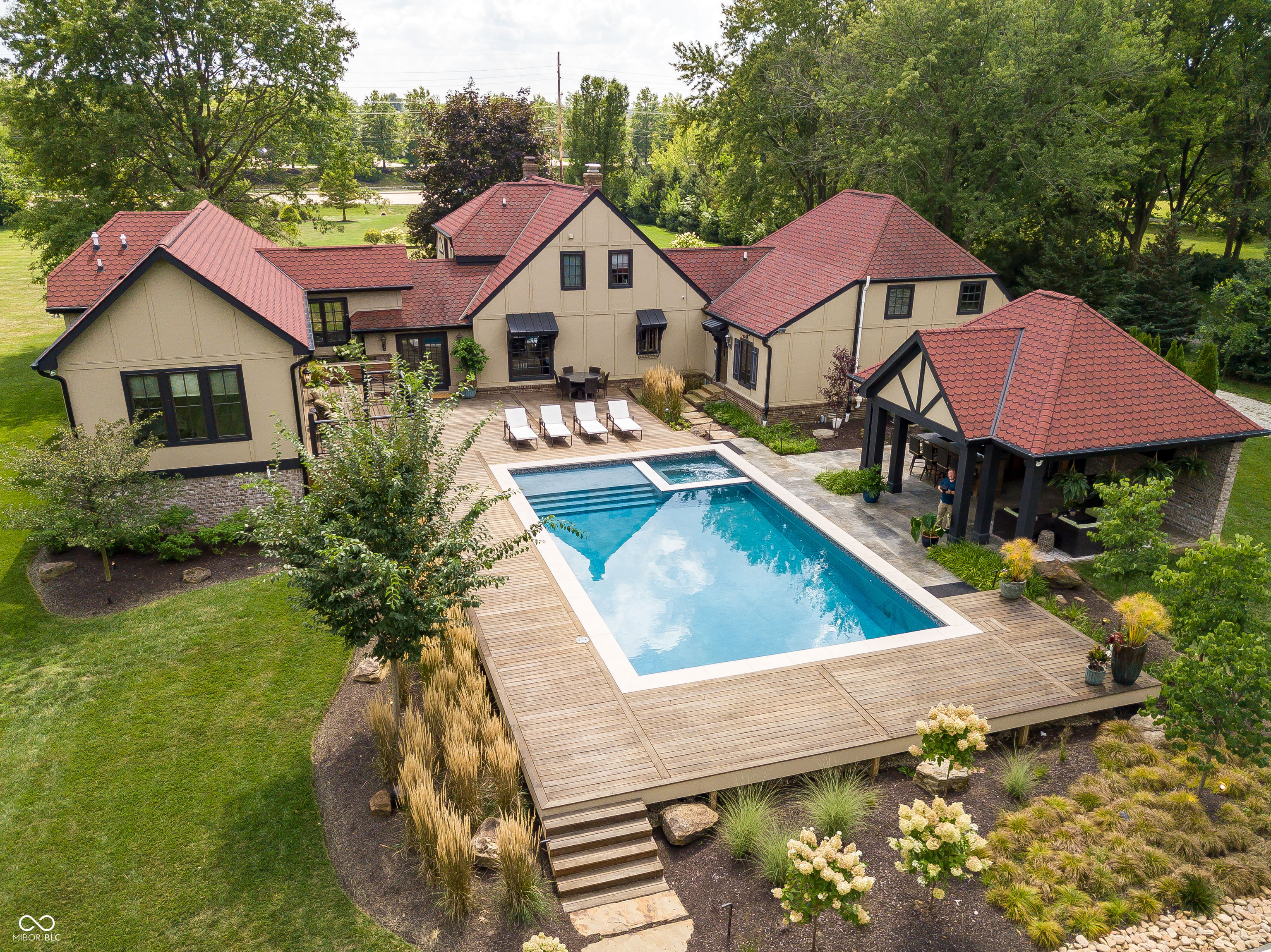 Property Photo: 11022 E 116th Street IN 46037