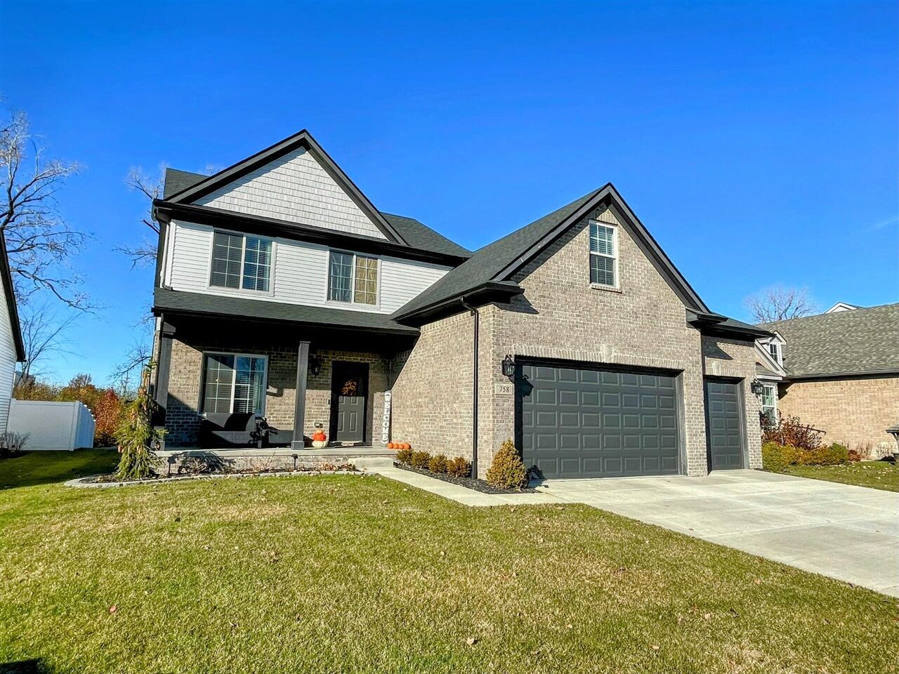 Property Photo:  758 Henning Street  MI 48131-1280 