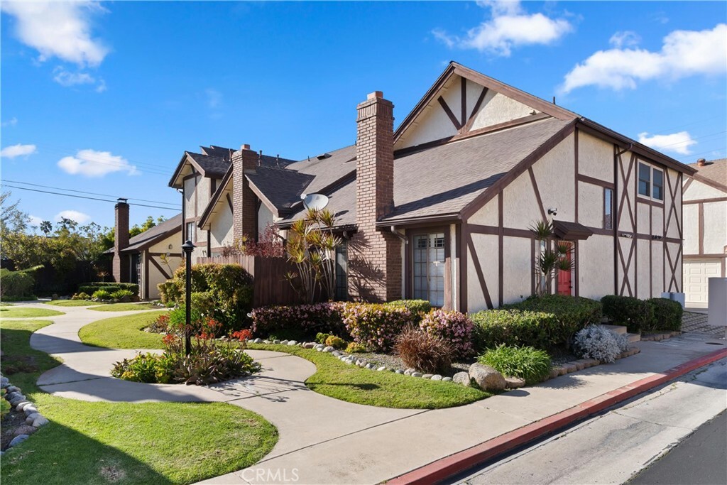 543 W Wilson Street 6  Costa Mesa CA 92627 photo