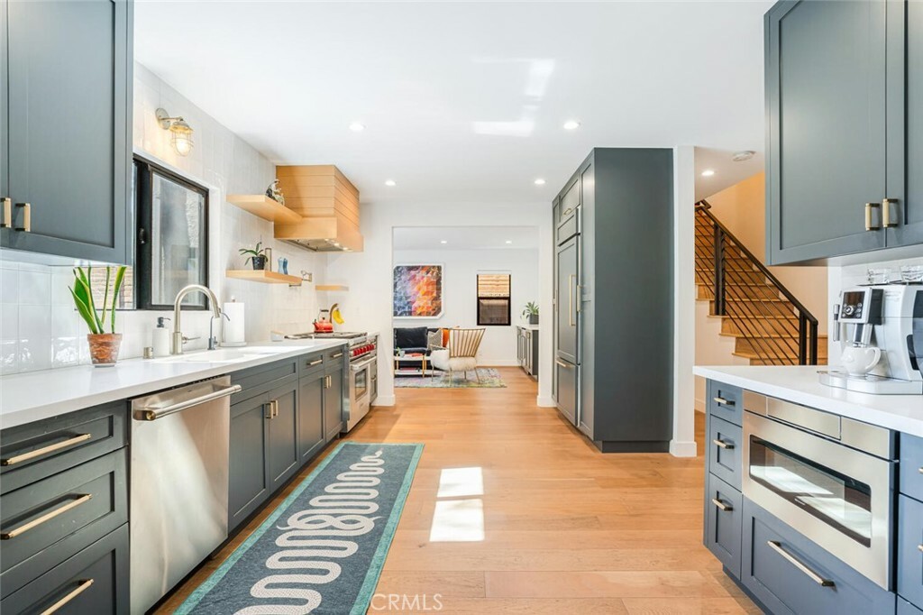 Property Photo: 4070 Bakman Avenue CA 91602