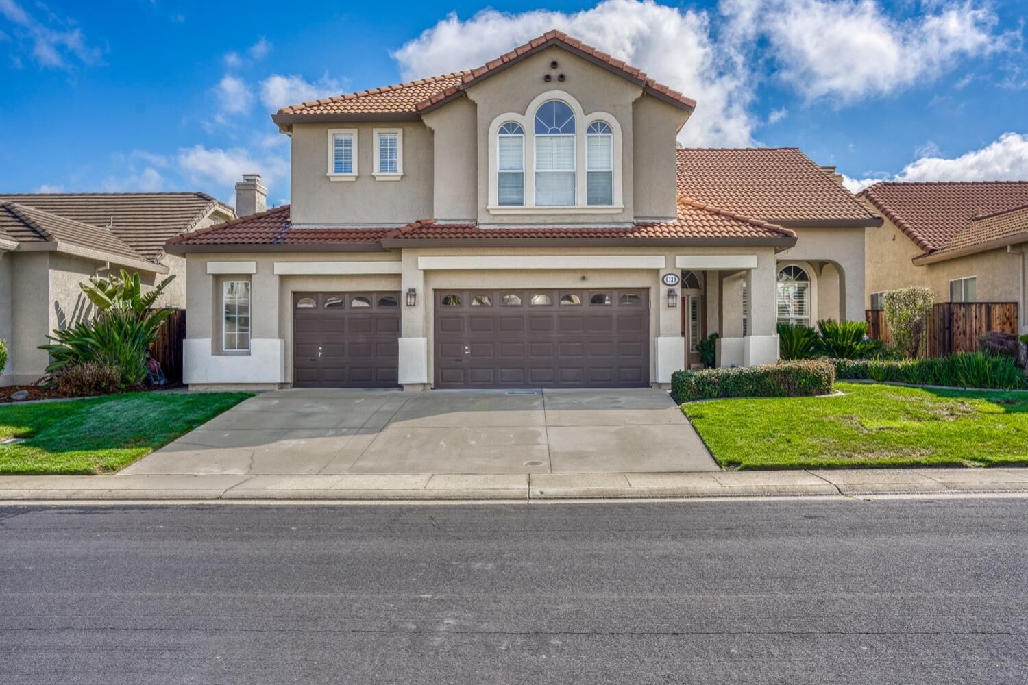 Property Photo:  6139 Frost Ridge Way  CA 95765 
